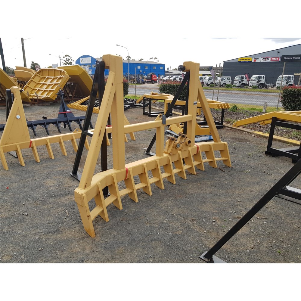 STICKRAKE - D6T SU 3.3M PIN ON | Tilly’s Crawler Parts