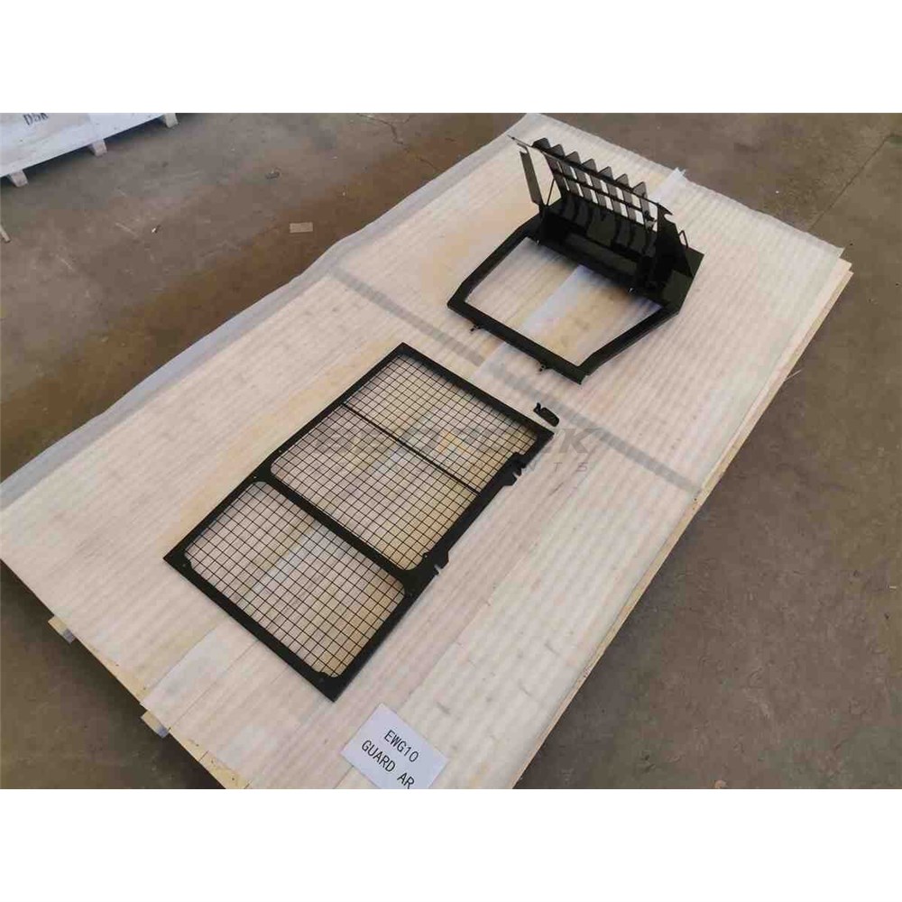 GUARD - FRONT WINDOW & TOP | Tilly’s Crawler Parts